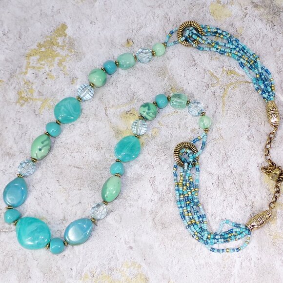 Long turquoise color bead necklace with acrylic, seed beads, and silver beads - Picture 2 of 10